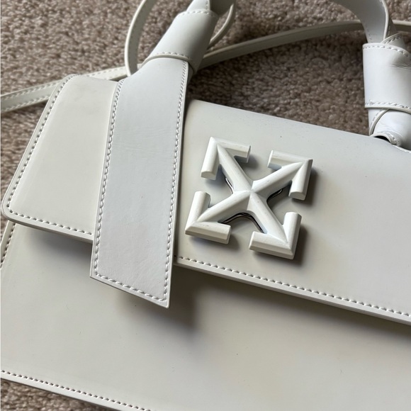 off white bag - Picture 2 of 5